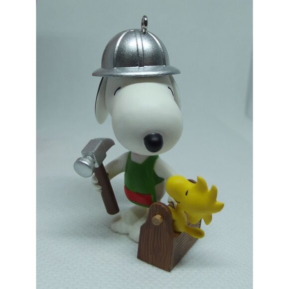 Hallmark Keepsake Ornament 2015 Building Buddies Spotlight Snoopy Peanuts 18th - Picture 6 of 12